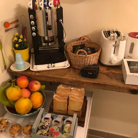 Window Bed and Breakfast 4*