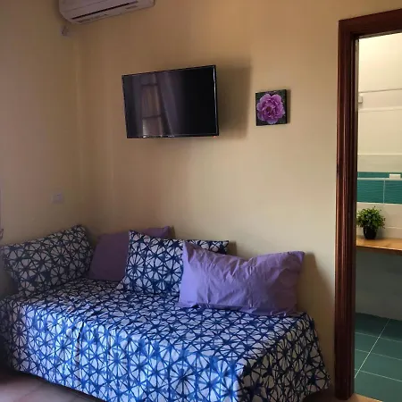 Window فندق مبيت وإفطار